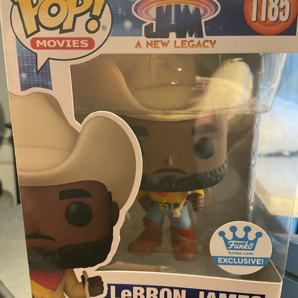 Funko Pop! LeBron James Cowboy with Tan Hat and Red Boots damaged box